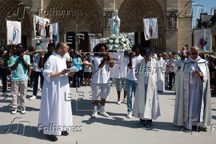 Feast of the Assumption procession at Notre Dame Cathedral