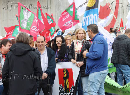 Manifestaçao de vários sindicatos dos trabalhadores dos distritos do Porto