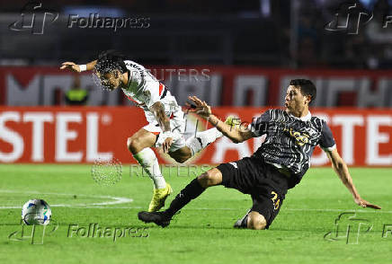 Copa Libertadores - Group Stage - Sao Paulo v Libertad