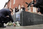 German Foreign Minister Wadephul lays flowers in honor of Israeli shooting victims Lischinsky and Milgrim in Washington