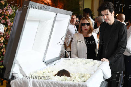 VELORIO DA CANTORA PRETA GIL