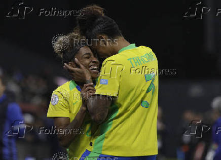 Women's Copa America - Brazil v Colombia