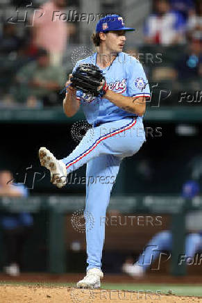 MLB: Atlanta Braves at Texas Rangers