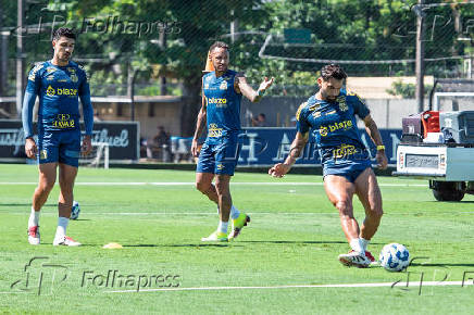 TREINO DA EQUIPE DO SANTOS FC