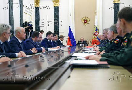 A meeting to discuss the key parameters of the draft state armament programme for 2027-2036 at the Kremlin