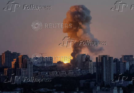 Russian drone and missile strike in Kyiv