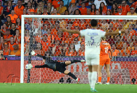 UEFA Women's Euro 2025 - Group D - Netherlands v France