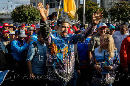 Chavismo se dice ganador en el cierre de campaña electoral frente a una minoría opositora