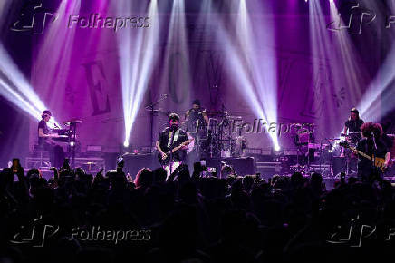 Emo Vive / Fresno