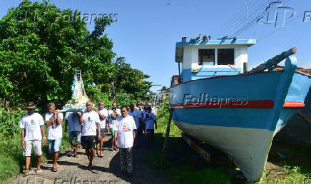 RELIGIAO - FESTA DE SAO PEDRO / BARQUEATA / PROCISSAO