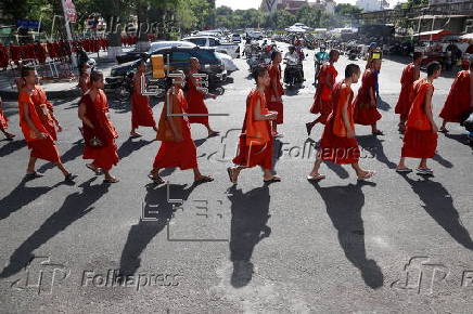 Cambodia holds Buddhist Ceremony to Honor Fallen Soldiers and Call for Peace in Phnom Penh