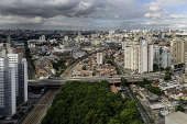 Vista aérea da favela do Moinho, em São Paulo