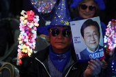 South Korea's Democratic Party choose their candidate for upcoming presidential election