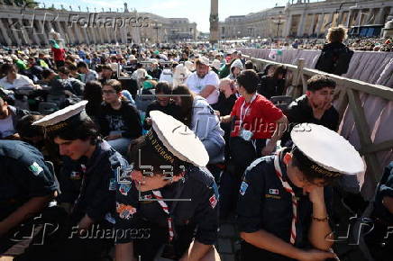 Holy Mass on Divine Mercy Sunday in suffrage for Pope Francis at Vatican City