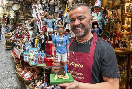 Figurine of Belgian soccer player Kevin De Bruyne produced in Naples