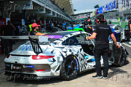 Movimentação do primeiro dia da Porsche Cup Brasil