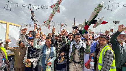 Demonstration to show solidarity with Palestinians and to condemn U.S. strikes in Yemen, in Sanaa