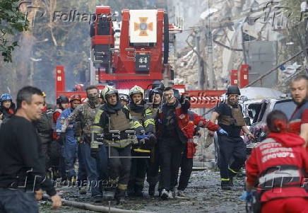 Over a dozen killed in Kyiv after overnight Russian attack