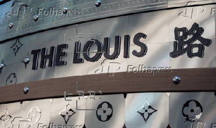 Louis Vuitton store shaped like cruise ship in Shanghai