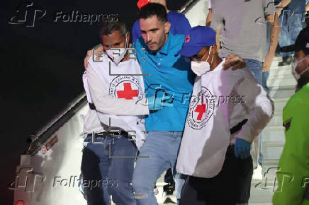 Aterrizan en Venezuela dos aviones con los 252 migrantes que estaban presos en El Salvador