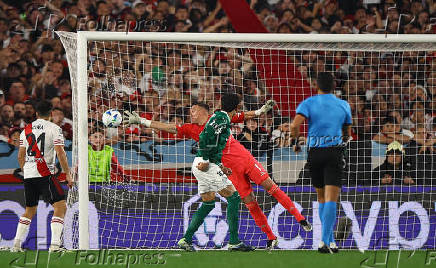 Copa Libertadores - Quarter Finals - First Leg - River Plate v Palmeiras