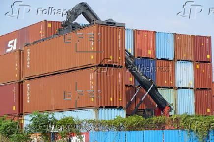 US government slaps 49 percent tariff on Cambodian goods