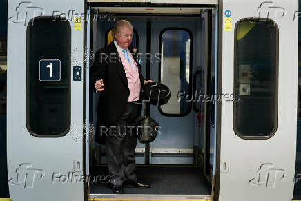 People on trains to Ascot