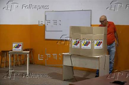Maduro llama a los venezolanos a votar en un 