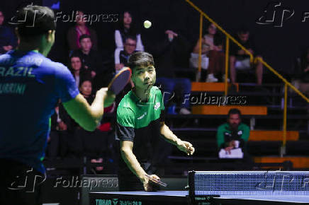 Rafafel Turrini durante partida contra o tênista Hamilton Yamane válida pelo Circuito Internacional de tênis de mesa WTT Star Contender em Foz do  Iguaçu (PR)