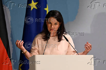 Outgoing German Foreign Minister Baerbock welcomes her successor, newly appointed German Foreign Minister Wadephul prior a handover ceremony in Berlin