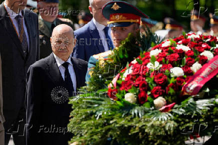 Yemen's presidential council chief Al-Alimi visits Russia