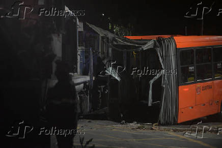 Acidente de trem e onibus
