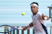 Casper Ruud vs Arthur Rinderknech