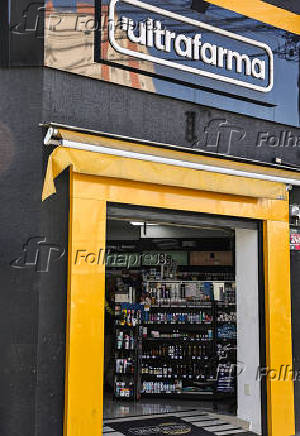 Fachada de unidade da Ultrafarma na avenida Jabaquara