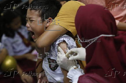Cervical cancer and rubella vaccination for school children in Aceh