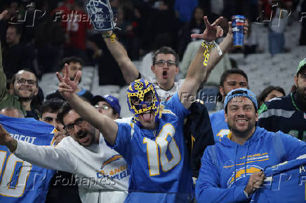Partida entre Los Angeles Chargers e Kansas City Chiefs pela primeira semana da temporada regular da NFL em São Paulo