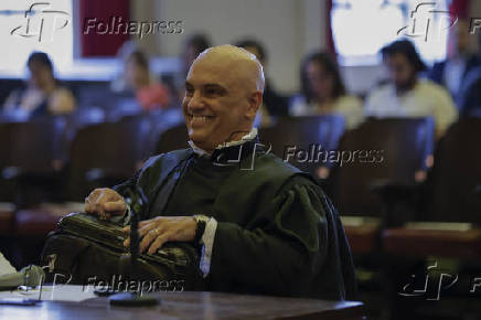 Alexandre de Moraes presta concurso par professor na USP