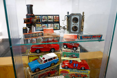 Más de mil camiones en miniatura, parches y objetos de colección invaden el Museo del Fuego