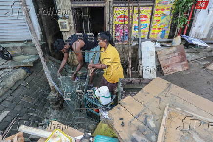 Aftermath of floods that killed hundreds in Sri Lanka