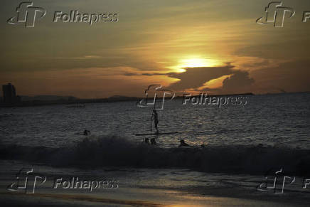 Por do Sol na Beira Mar