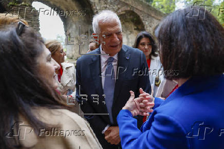 Josep Borrell recibe el Premio Europeo Carlos V