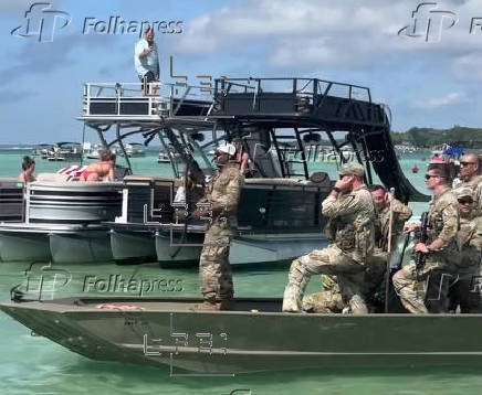 Suspenden a 18 militares por disparar balas de fogueo en playa pública de Florida