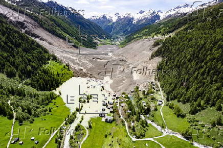 Pueblo suizo sepultado tras el colapso de un glaciar