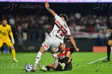 Partida entre SÃO PAULO X ATHLETICO PR pelo Campeonato Brasileiro