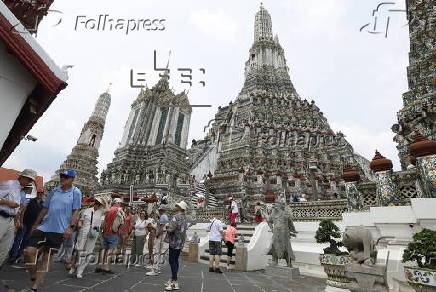 Thailand cuts foreign tourist forecasts due to the decline of Chinese visitors
