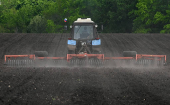 Farmers sow sunflower in Rostov region