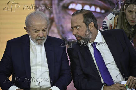 Lula lança Tarifa Social Luz do Povo