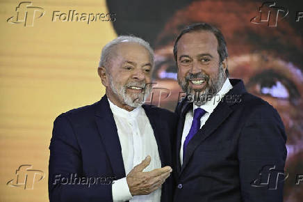 Lula lança Tarifa Social Luz do Povo