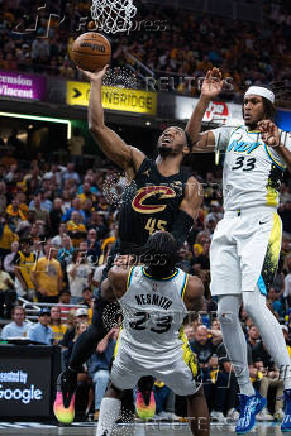 NBA: Playoffs-Cleveland Cavaliers at Indiana Pacers