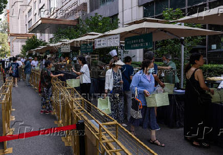 Chinese hotels turn into evening hawkers as weak consumption bites